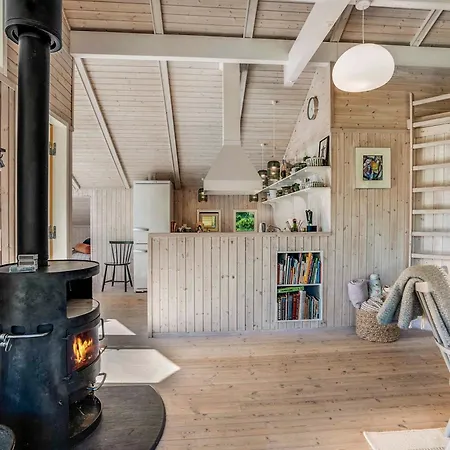 Summerhouse In Hald Near Dom wakacyjny Hundested